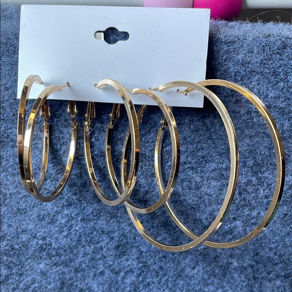 Hoop earrings gold tone 3 pair